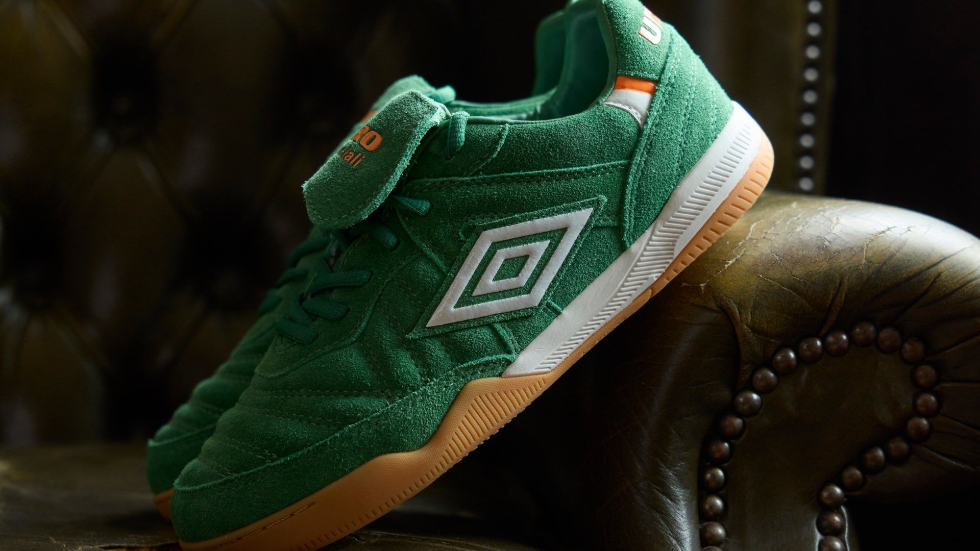 アンブロ、アイルランドの要素を取り入れた素晴らしい新作カプセル